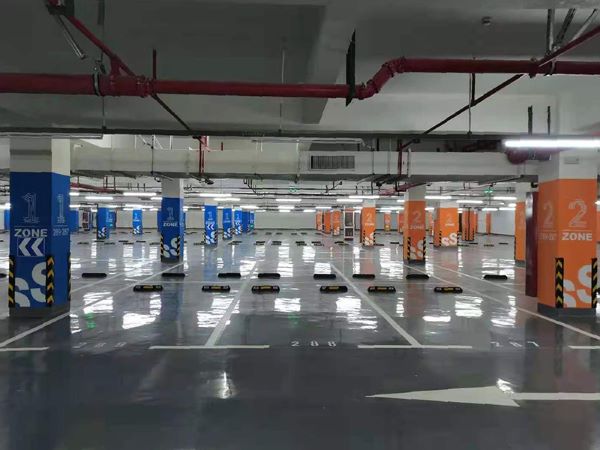 環氧地坪漆出現縮水現象是哪些原因導致的